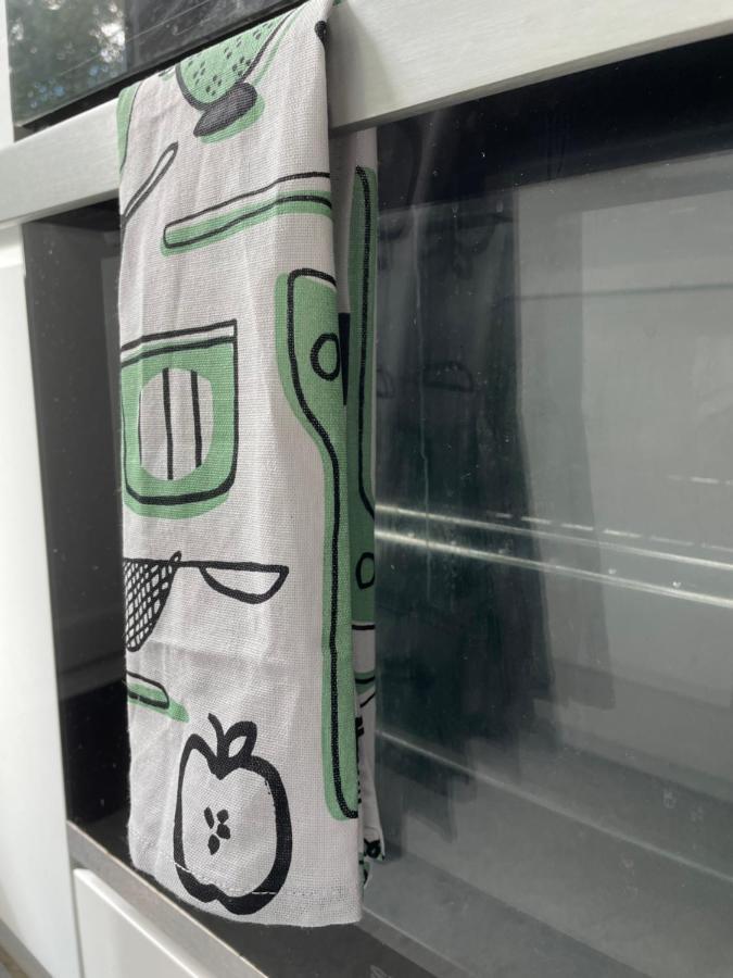 קאמברידג' Cozy 3 Bedrooms Home Off Mill Road Sleep מראה חיצוני תמונה